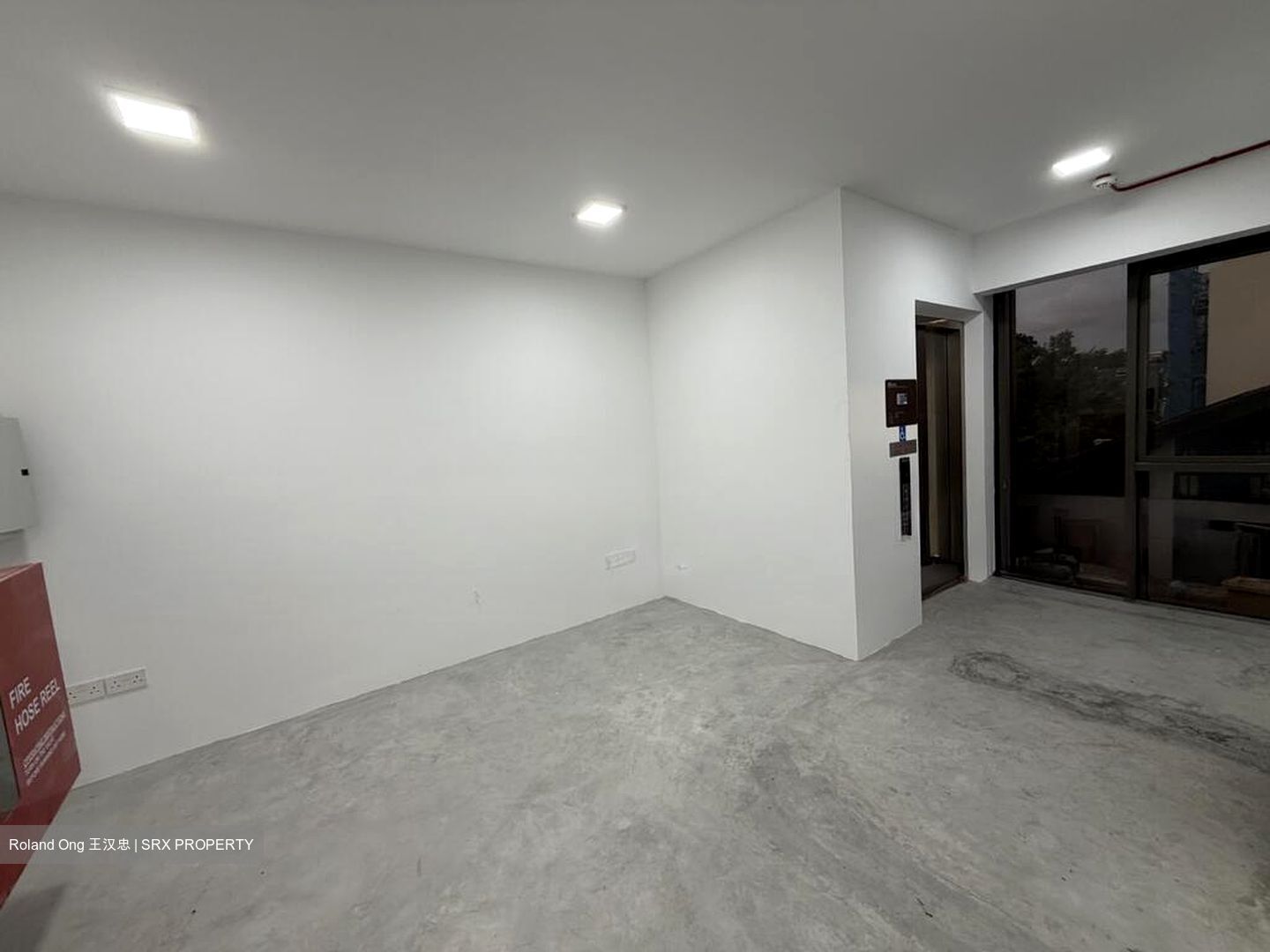 Joo Chiat Road (D15), Shop House #513571031